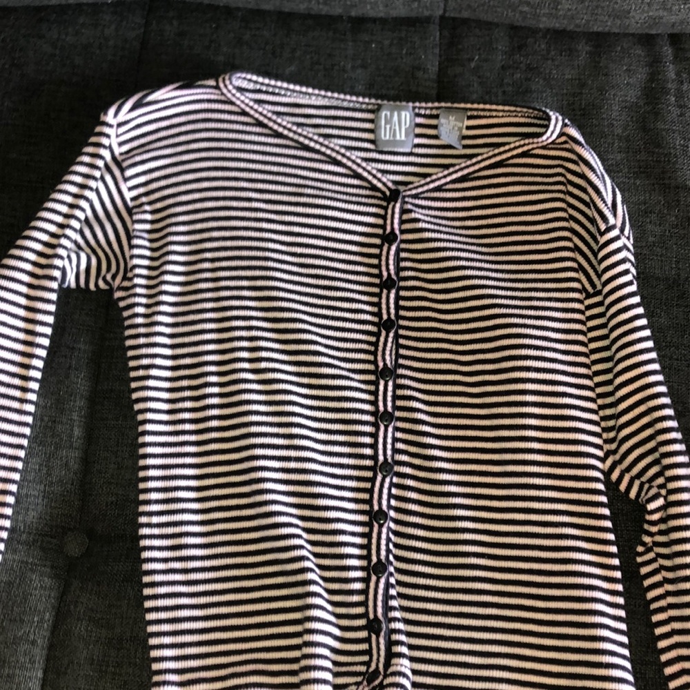 Long sleeved black and white striped GAP shirt